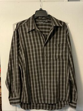 Metro Men's Brown & Gray Plaid Long-Sleeve Button-Down Shirt